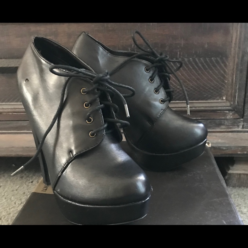Chunky Heels Marco Santi Black Booties
